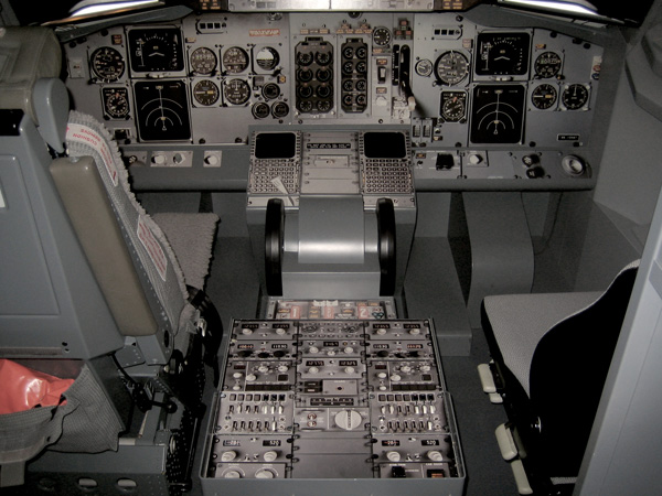 Faux cockpit
